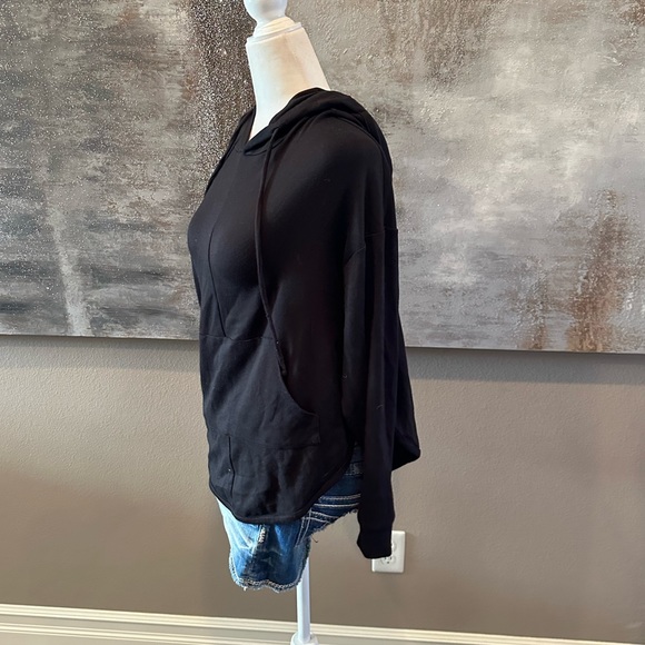 Women’s BKE Core Hoodie - Picture 3 of 7